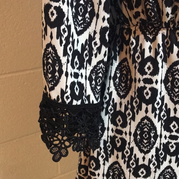 Almost Famous Dress  Med. - Picture 5 of 9